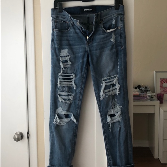 Denim - Cropped distressed jeans